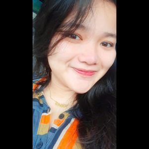 Aprilia Evelyn Tamsar