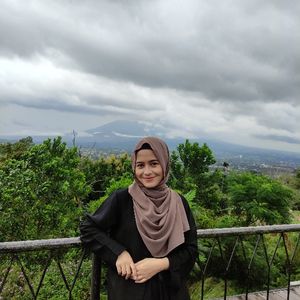 Desy Putri