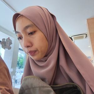 ratna lestari