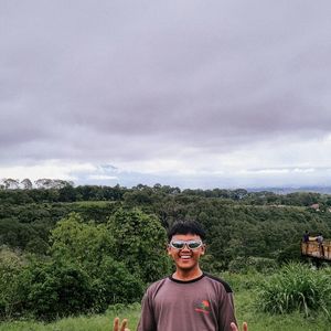 KHASBI ALAIKA ALAEN