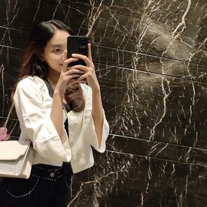 preloved & thrift