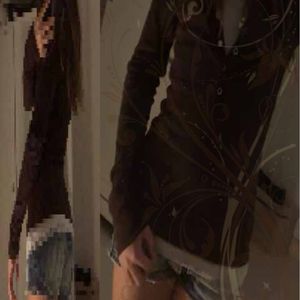 aris closet