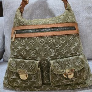 Classy Rare Authentic