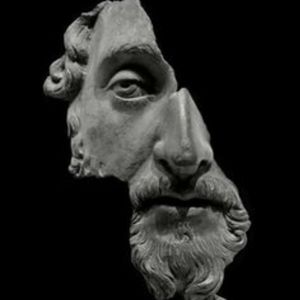 zeus_stuff01