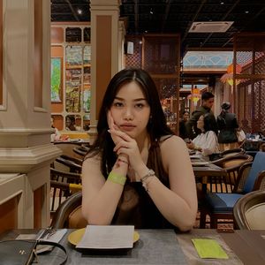 putri oktavia