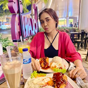Mawar Amalia Kartika
