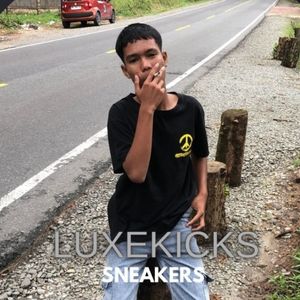 LUXEKICKS_SNEAKERS