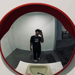 TT