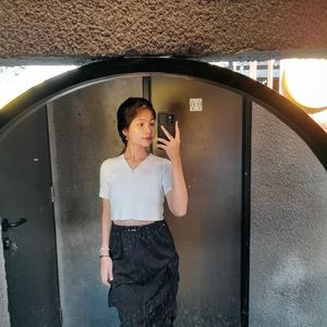 Vivian Hutabarat