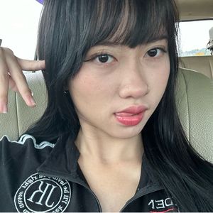 emily khayla